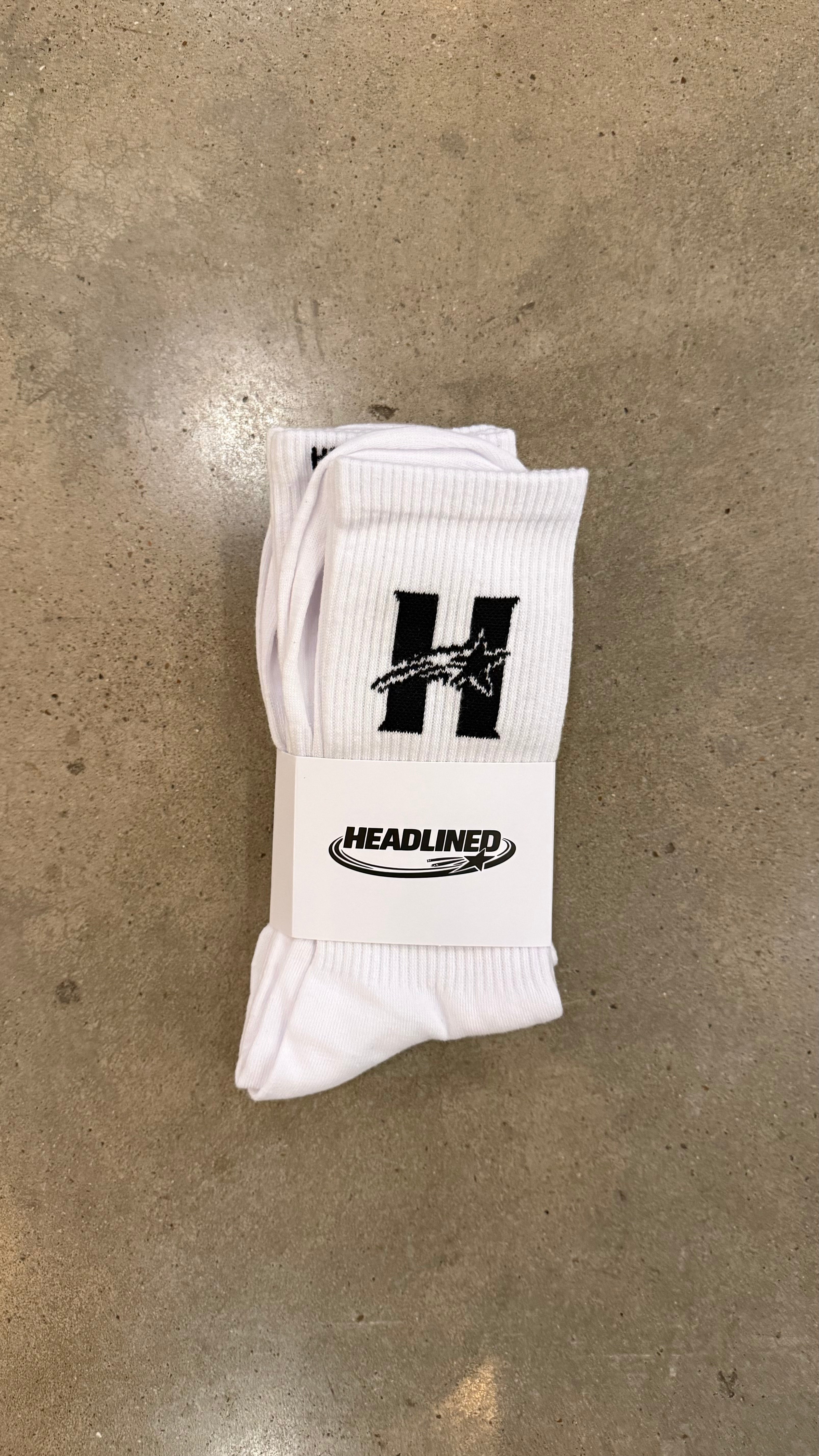 Headlined Socks (3 Pack)